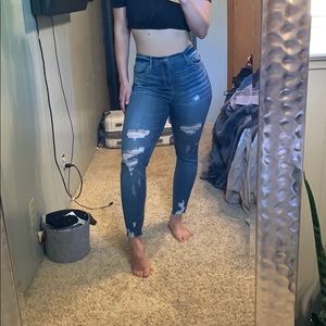 Judy Blue distressed skinny jeans